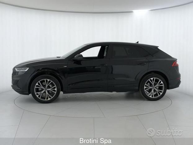 Audi Q8 45 TDI quattro tiptronic
