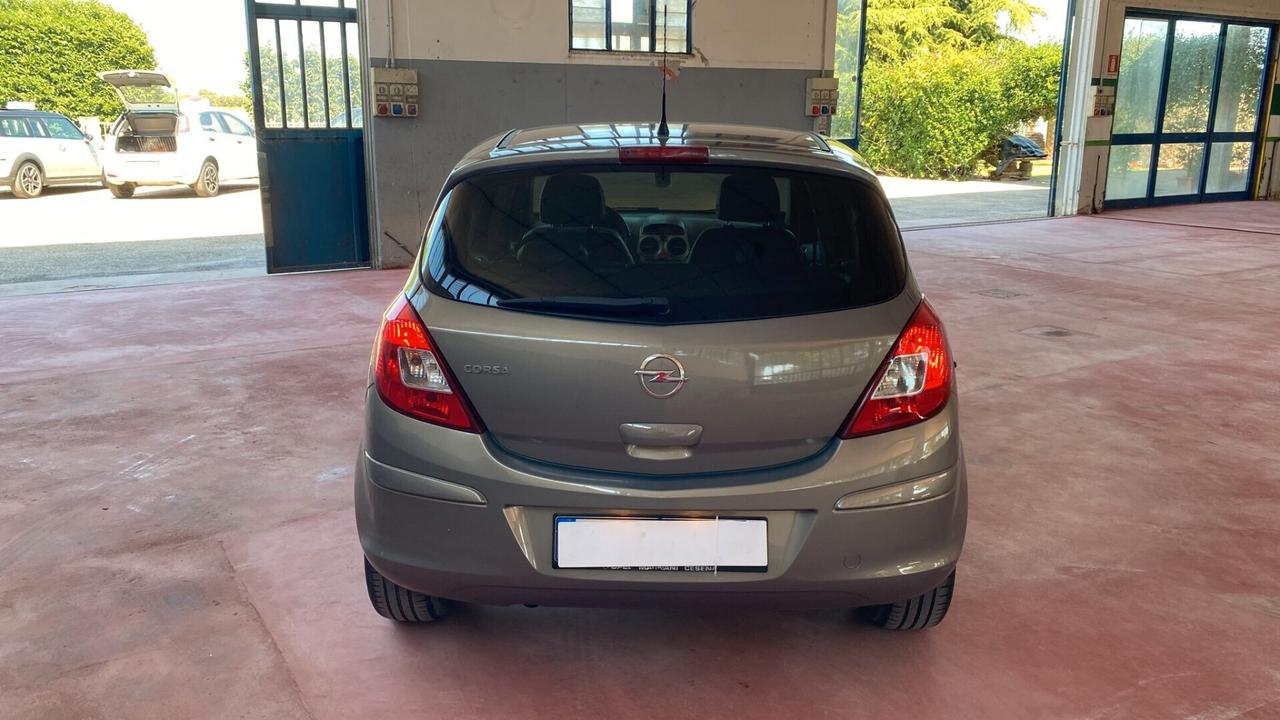 Opel Corsa 1.2 85CV 5 porte GPL-TECH Edition