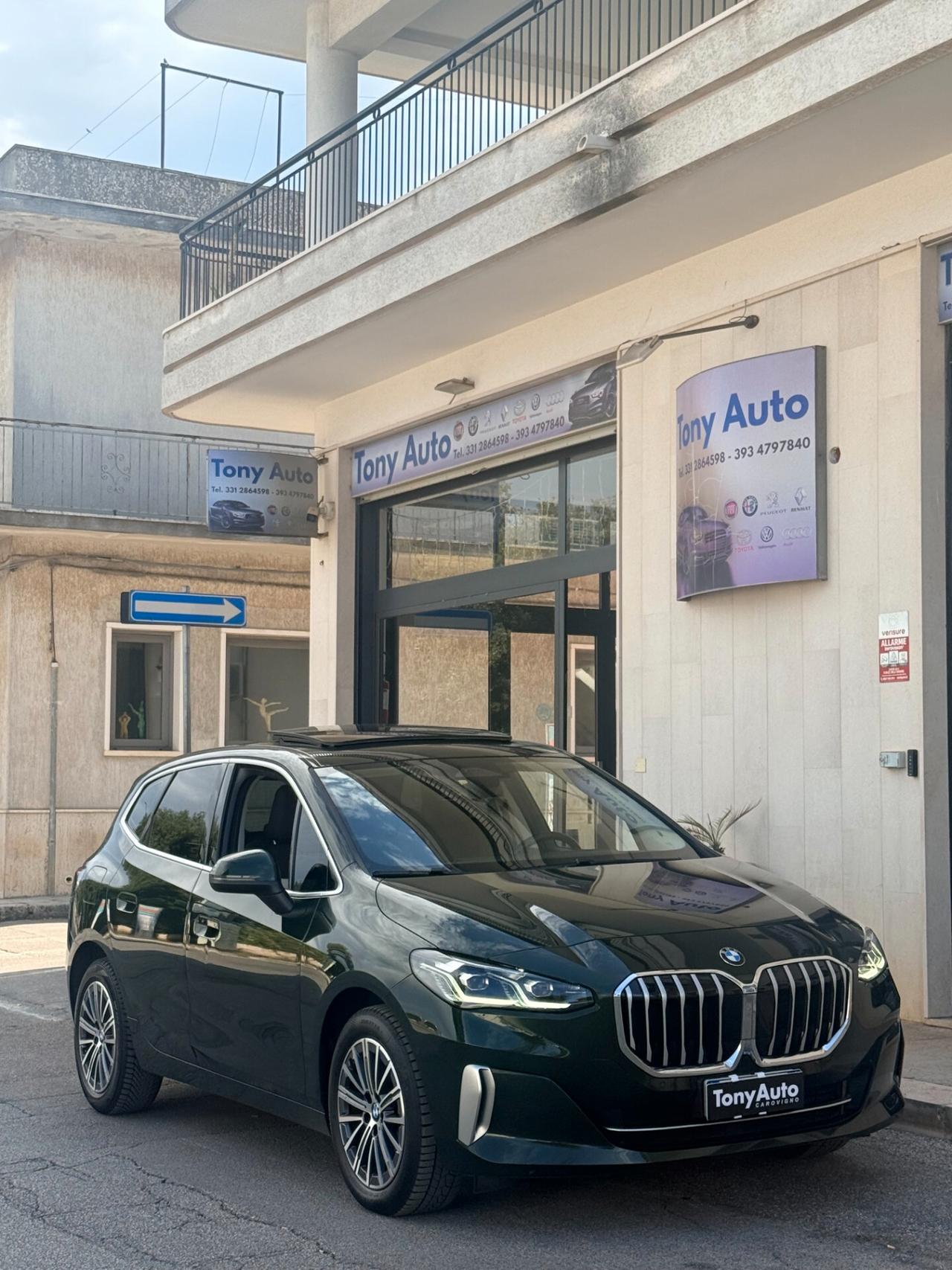 Bmw 218d Active Tourer Luxury auto TETTO APRIBILE,TETTO PANORAMICO,APPLE CARPLAY,LUCI SOFFUSE,TELECAMERA,NAVI