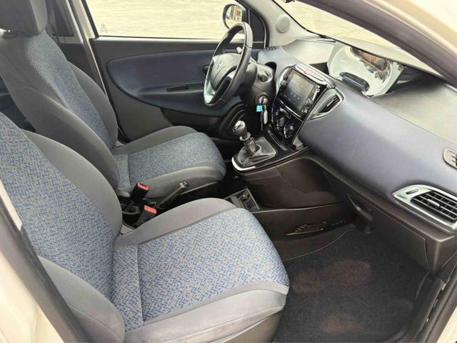 LANCIA Ypsilon 1.0 FireFly 5 porte S&S Hybrid Gold