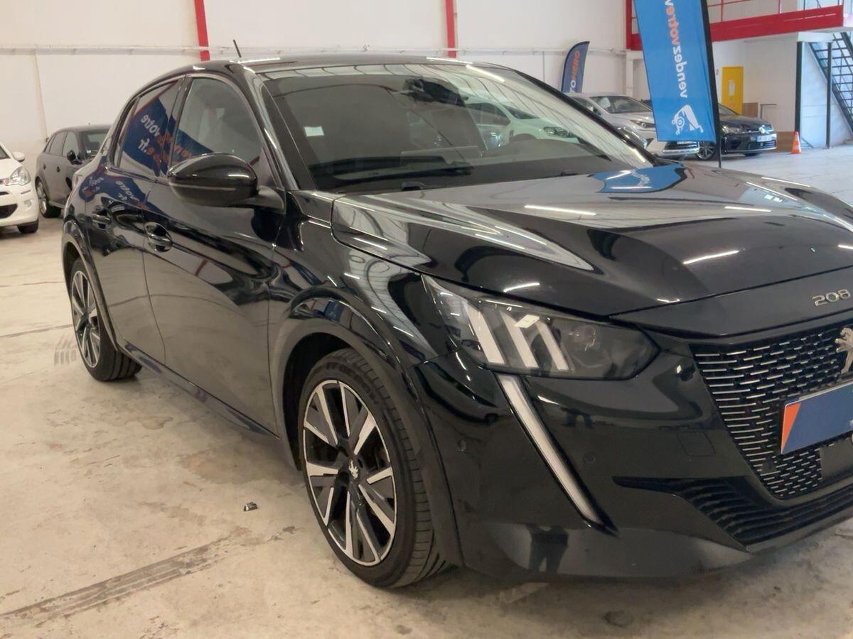 PEUGEOT 208 BLUE HDi 100 GT LINE/ UNI PROPRIETARIO
