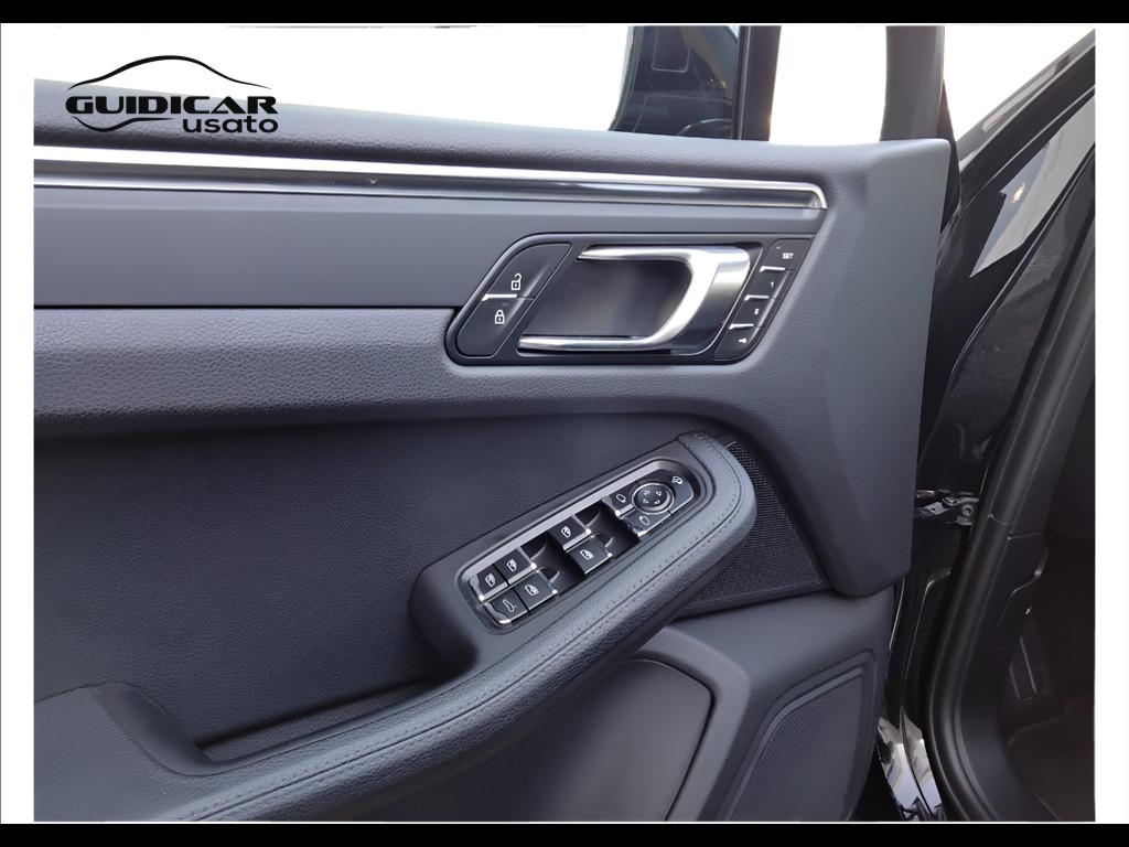 PORSCHE Macan I 2022 - Macan 2.0 265cv pdk