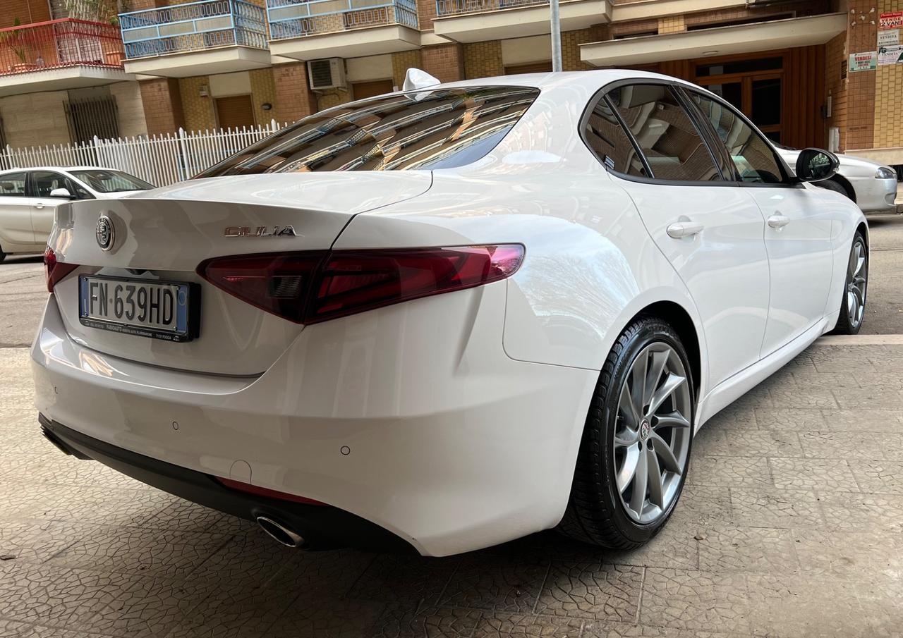 ALFA ROMEO GIULIA 2.2 150 CAVALLI VELOCE