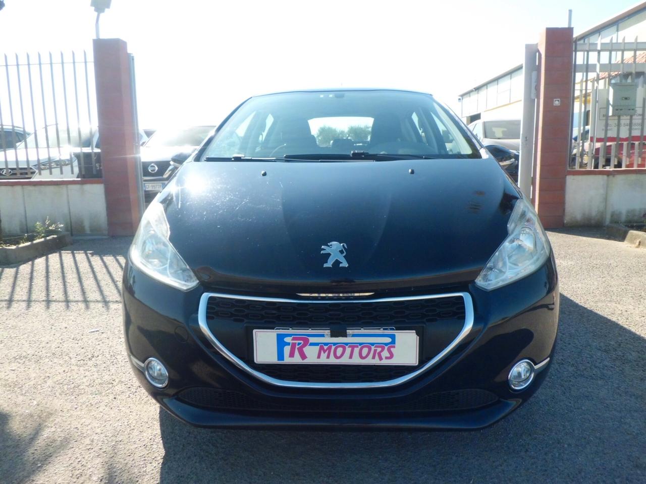Peugeot 208 1.4 HDi 68 CV 5 porte Allure