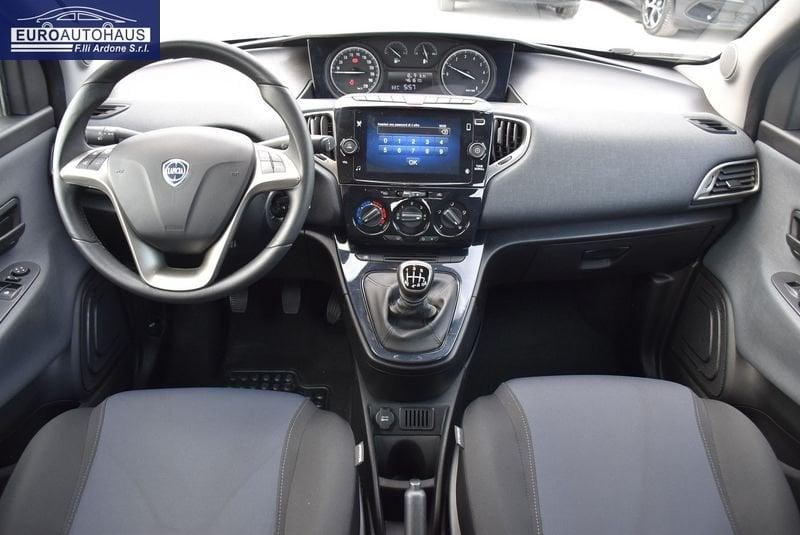 Lancia Ypsilon 1.0 FireFly 70cv Hybrid Gold