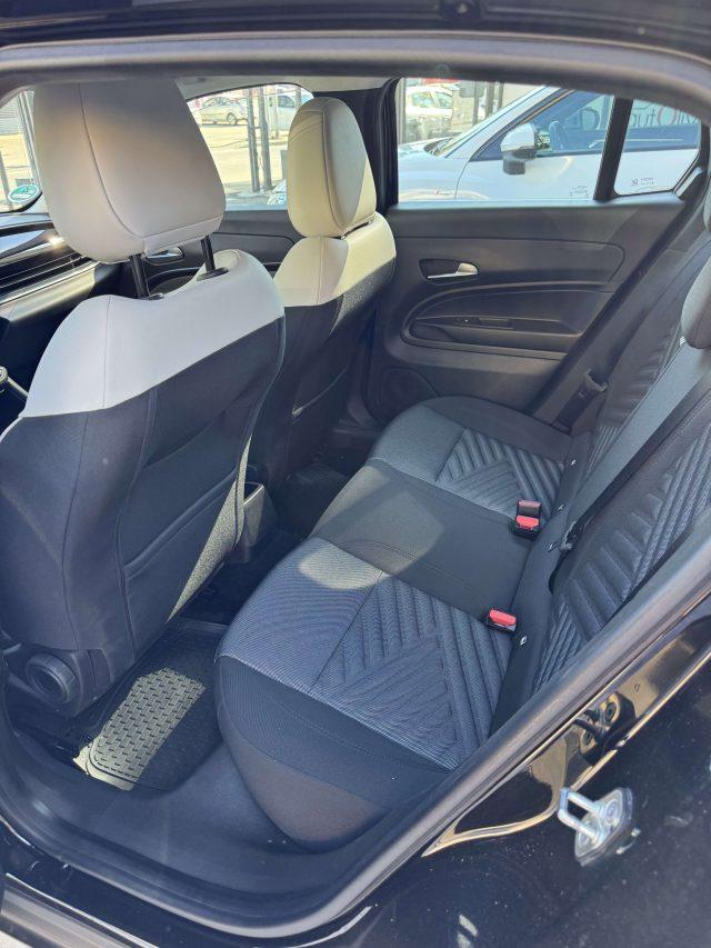 FIAT 600 1.2 hybrid 110cv auto