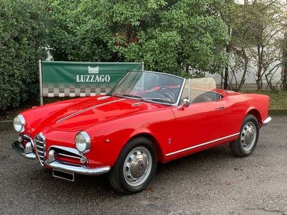 Alfa Romeo Giulietta Spider S2 + Targhe Nere