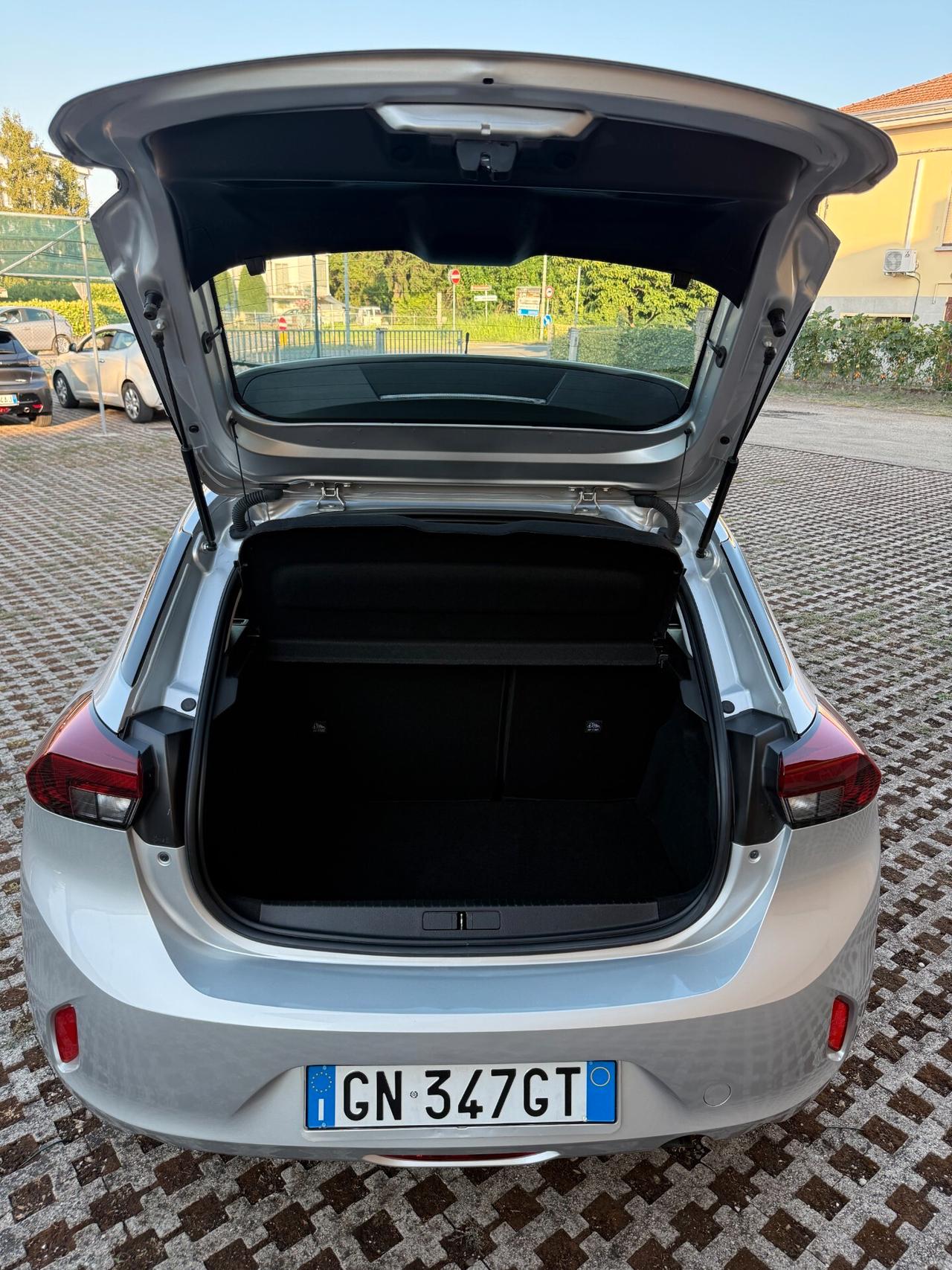 Opel Corsa 1.2 Edition- OK NEOPATENTATI
