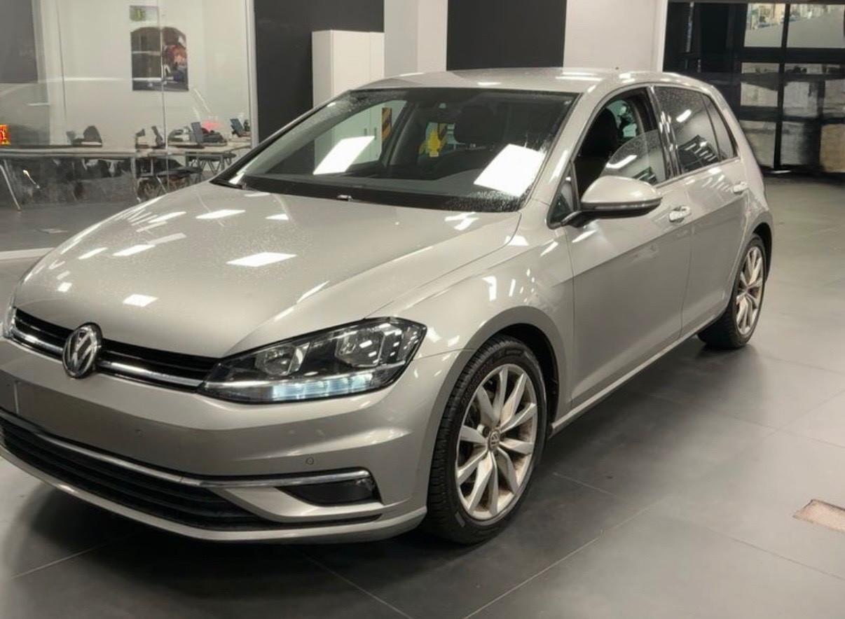 Volkswagen Golf 1.6 TDI 115 executive/ virtual