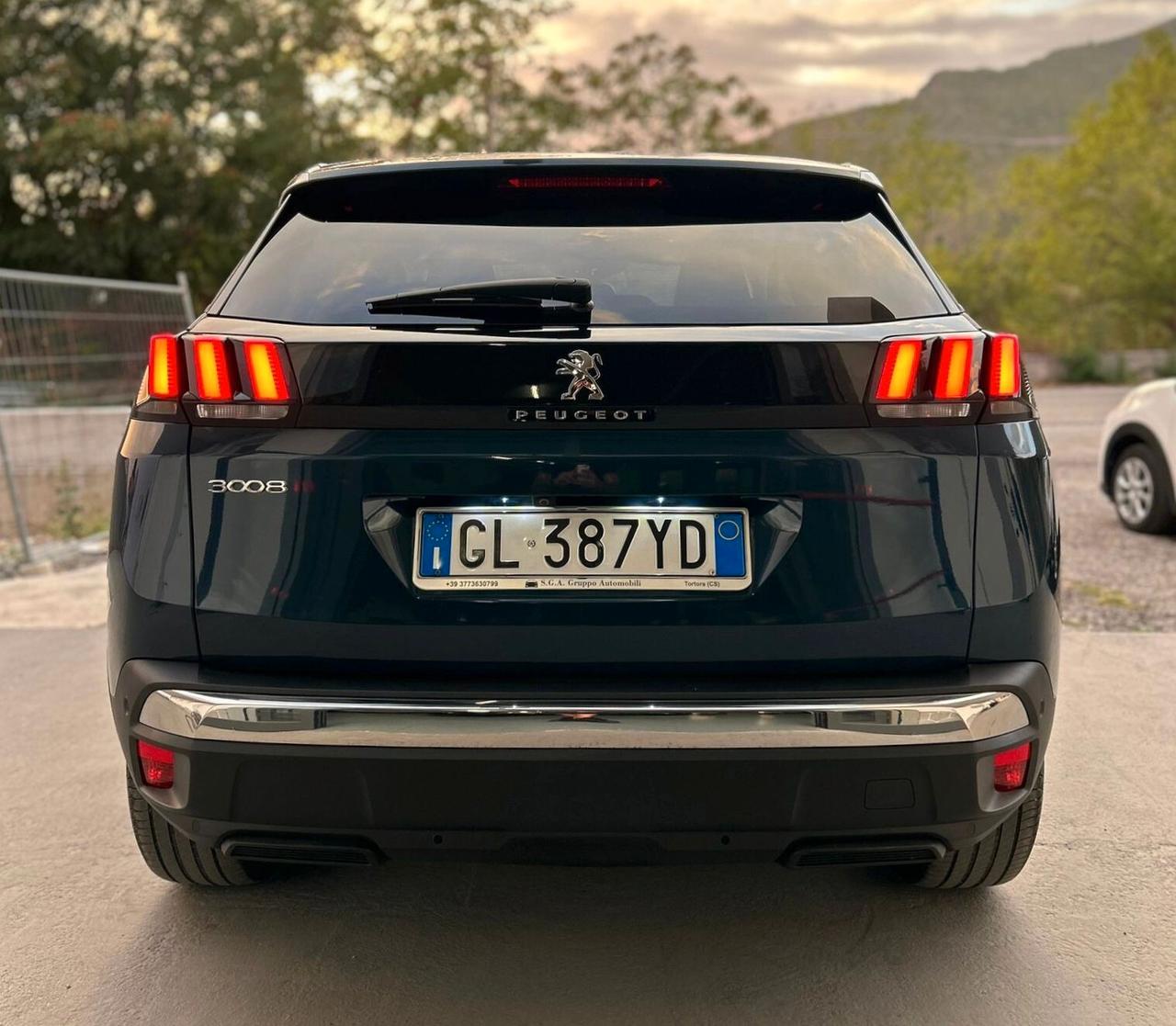 Peugeot 3008 BlueHDi 130 S&S EAT8 Allure