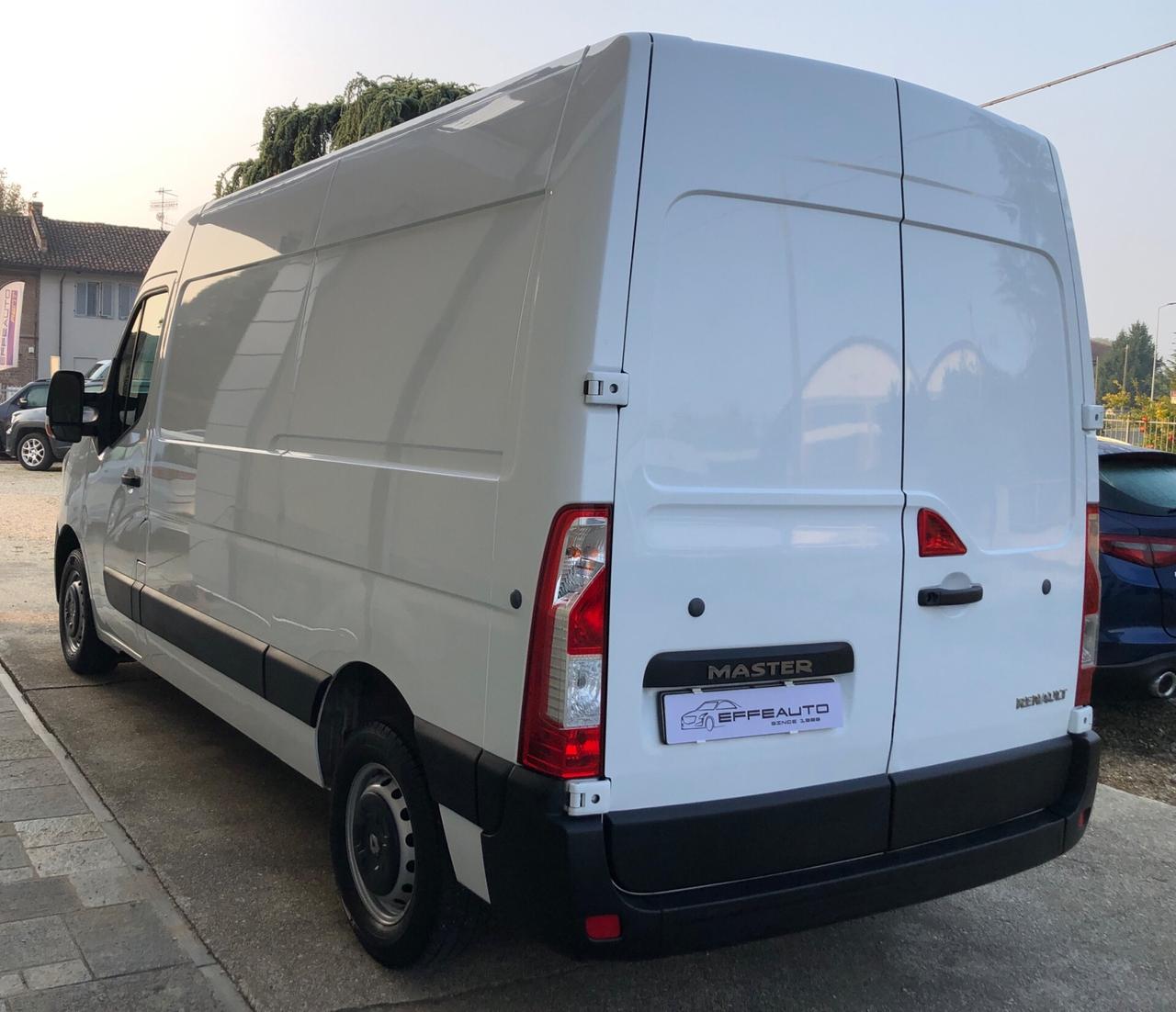 Renault Master T33 2.3 dCi 135 PM-TA Furgone Ice