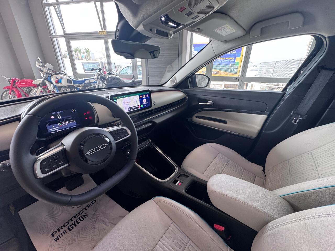 FIAT 600 HYBRID AUTOMATICA LA PRIMA MY2025