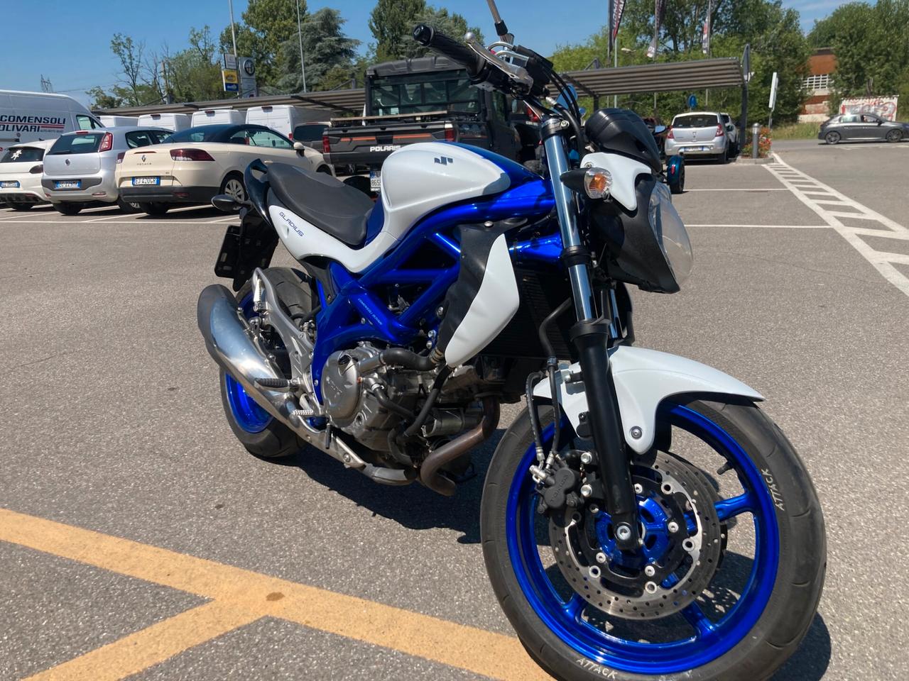 Suzuki Gladius sport