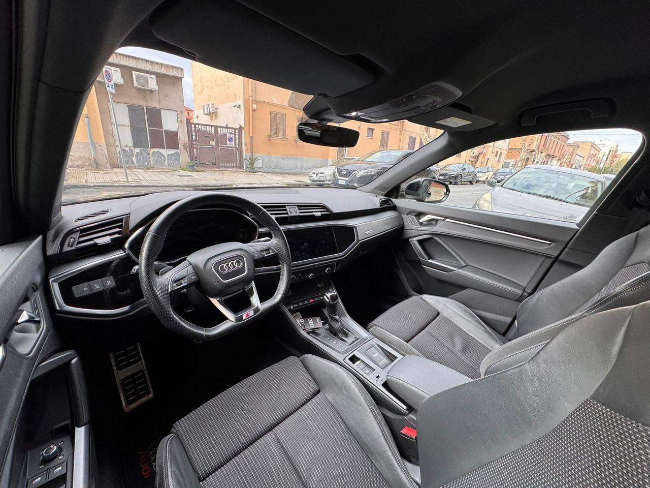 Audi Q3 35 TDI S tronic line edition TUA DA 400€ ANTICIPO 0