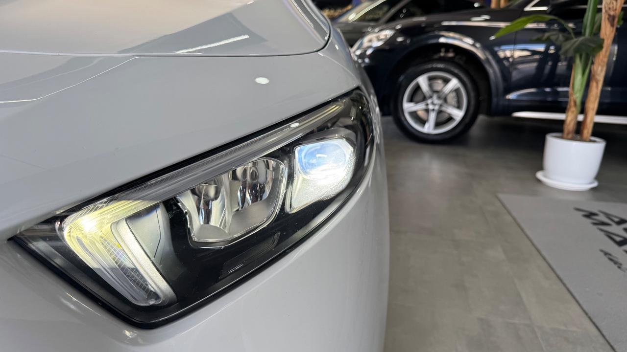 Mercedes-benz classe A 180 d Premium Amg-2020