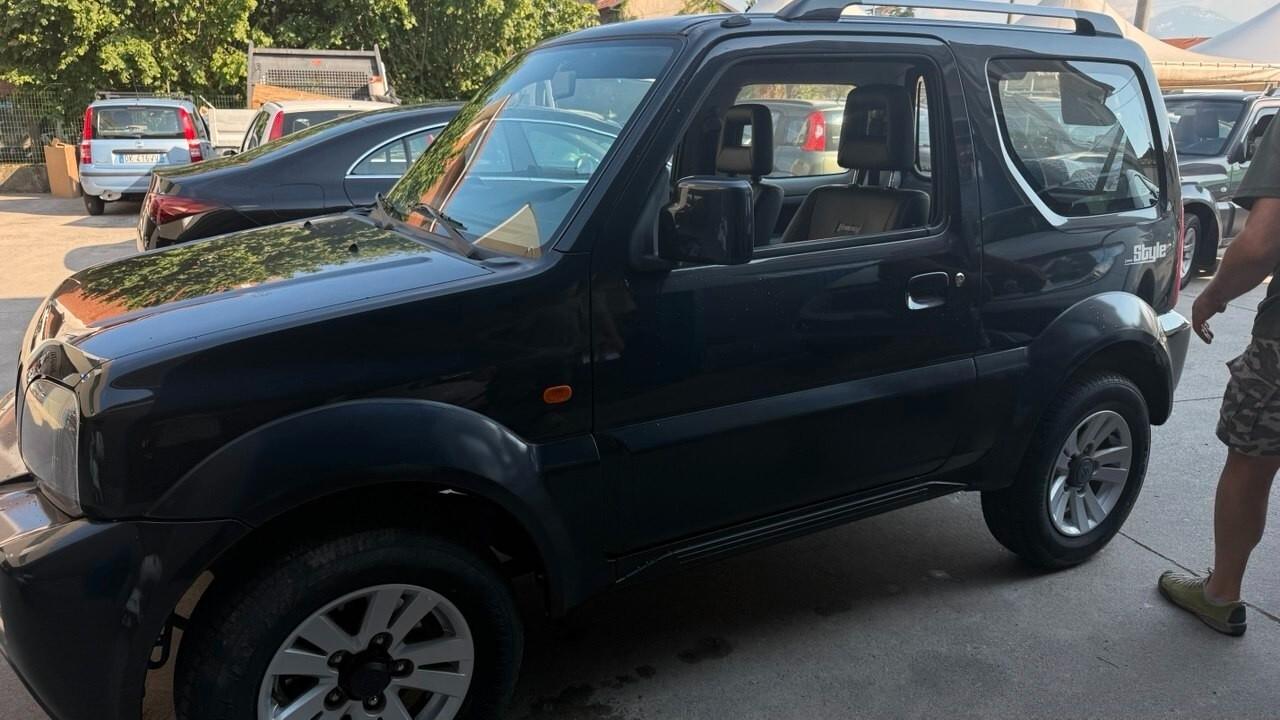 Suzuki Jimny 1.3i 16V cat 4WD Special