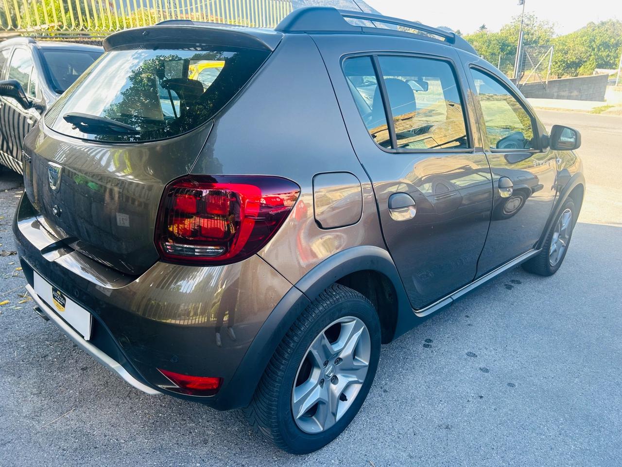 Dacia Sandero Stepway 0.9 TCe Turbo GPL 90 CV S&S Techroad