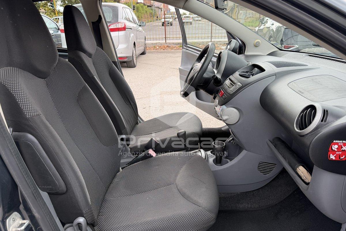 TOYOTA Aygo 1.0 12V VVT-i 5 porte Sol