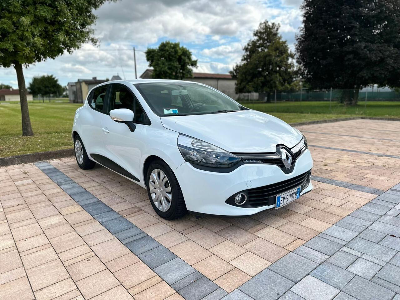 Renault Clio 1.5 dCi 8V 75CV 5 porte Costume National
