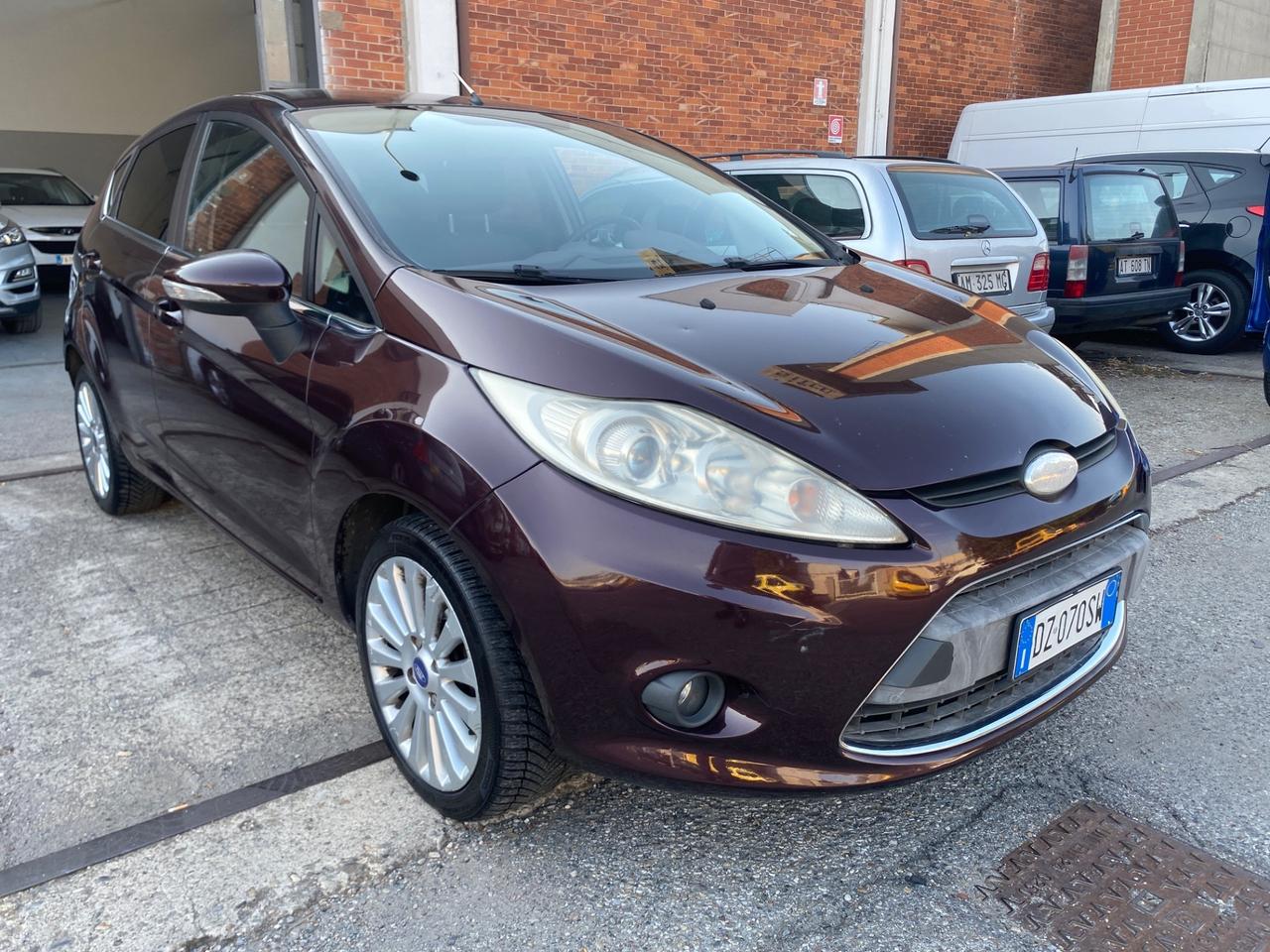Ford Fiesta Fiesta+ 1.4 5 porte Bz.- GPL