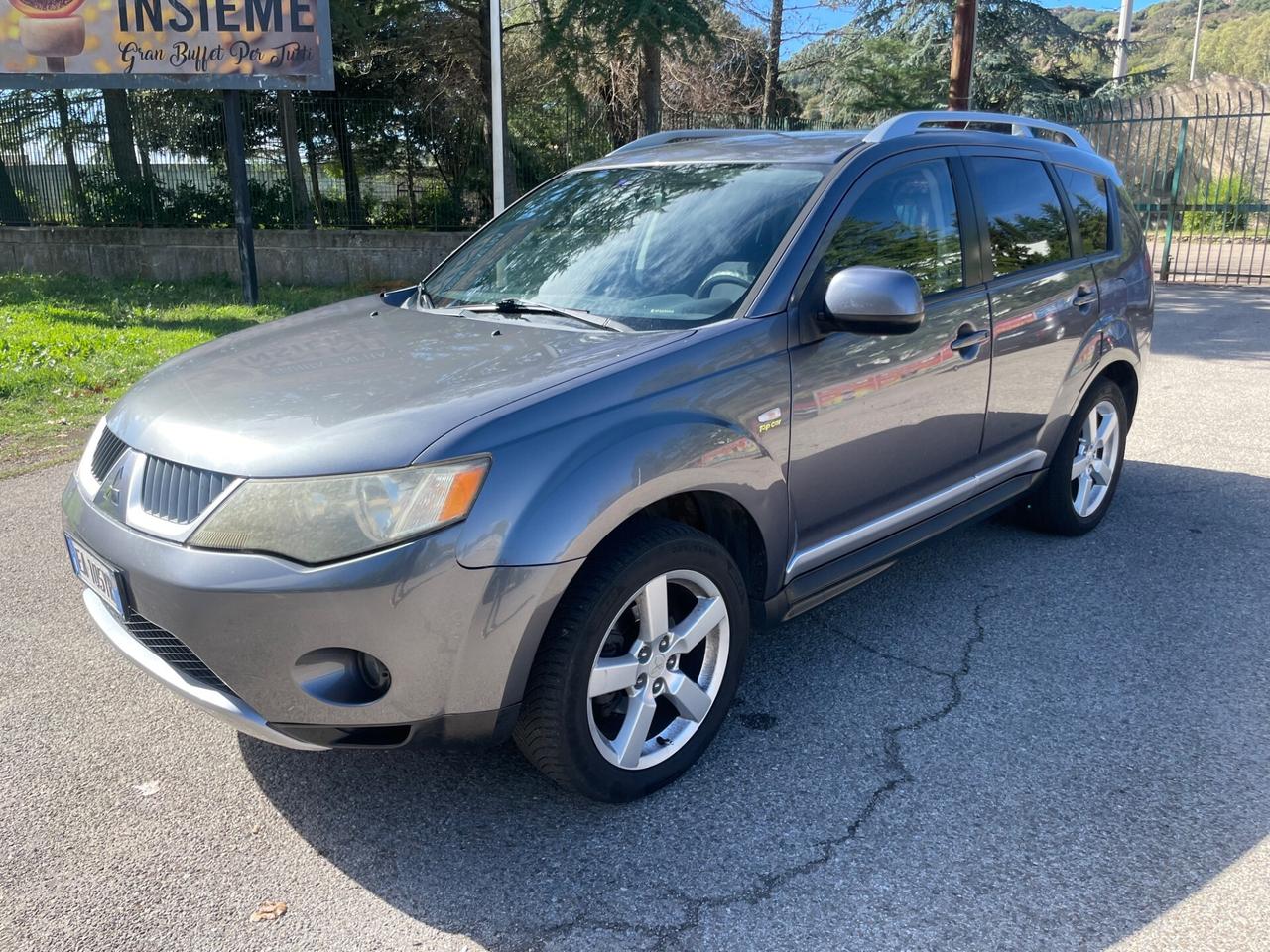 Mitsubishi Outlander 2.4 benzina gpl 7 posti