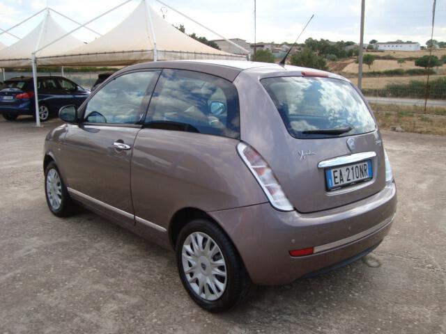 Lancia Ypsilon 1.3 MJT 75 CV Automatica