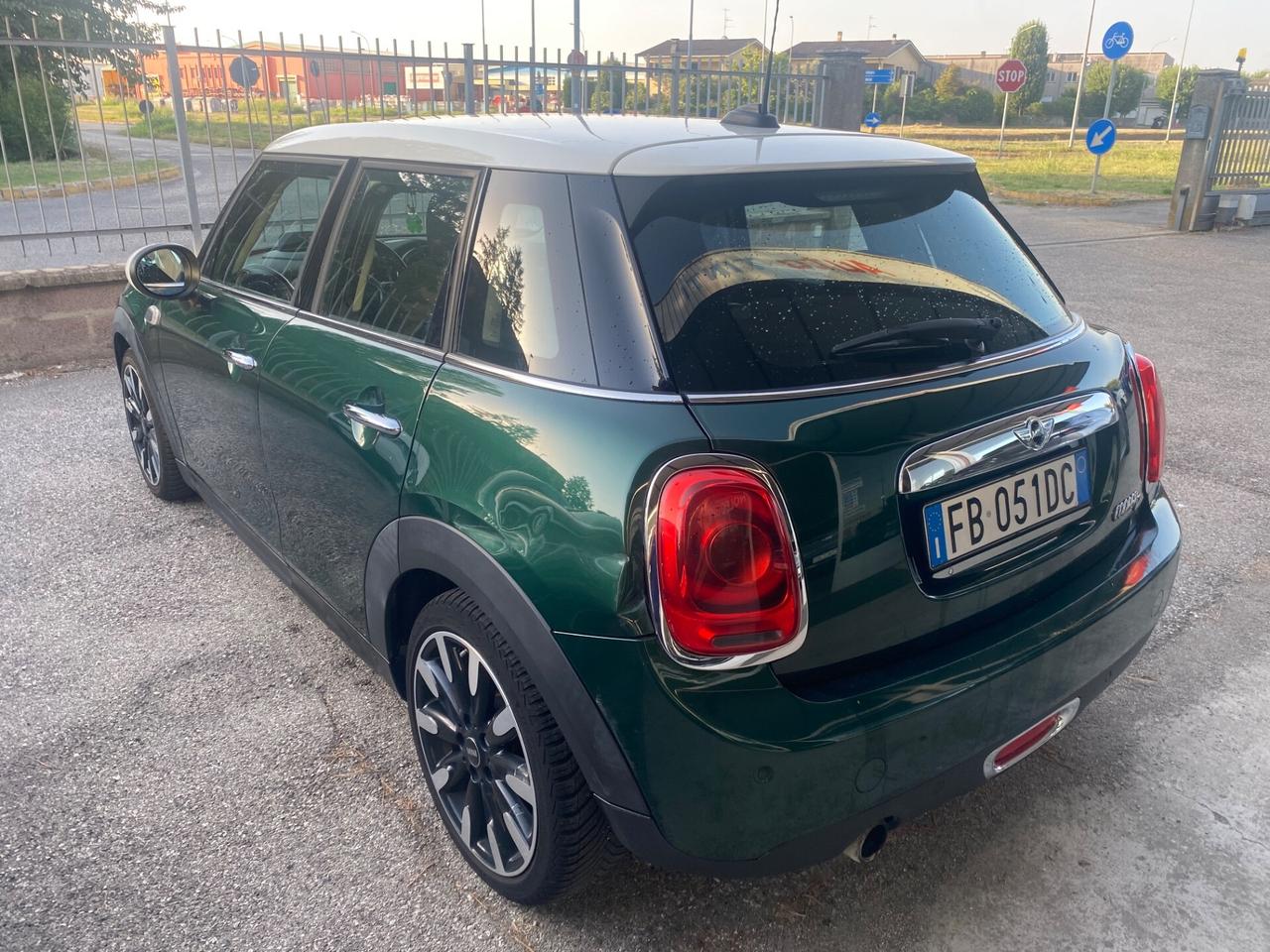Mini Cooper Countryman D 5 PORTE