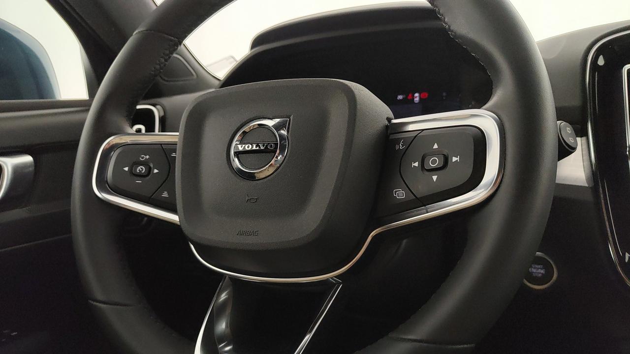 VOLVO XC40 2.0 b3 Core auto