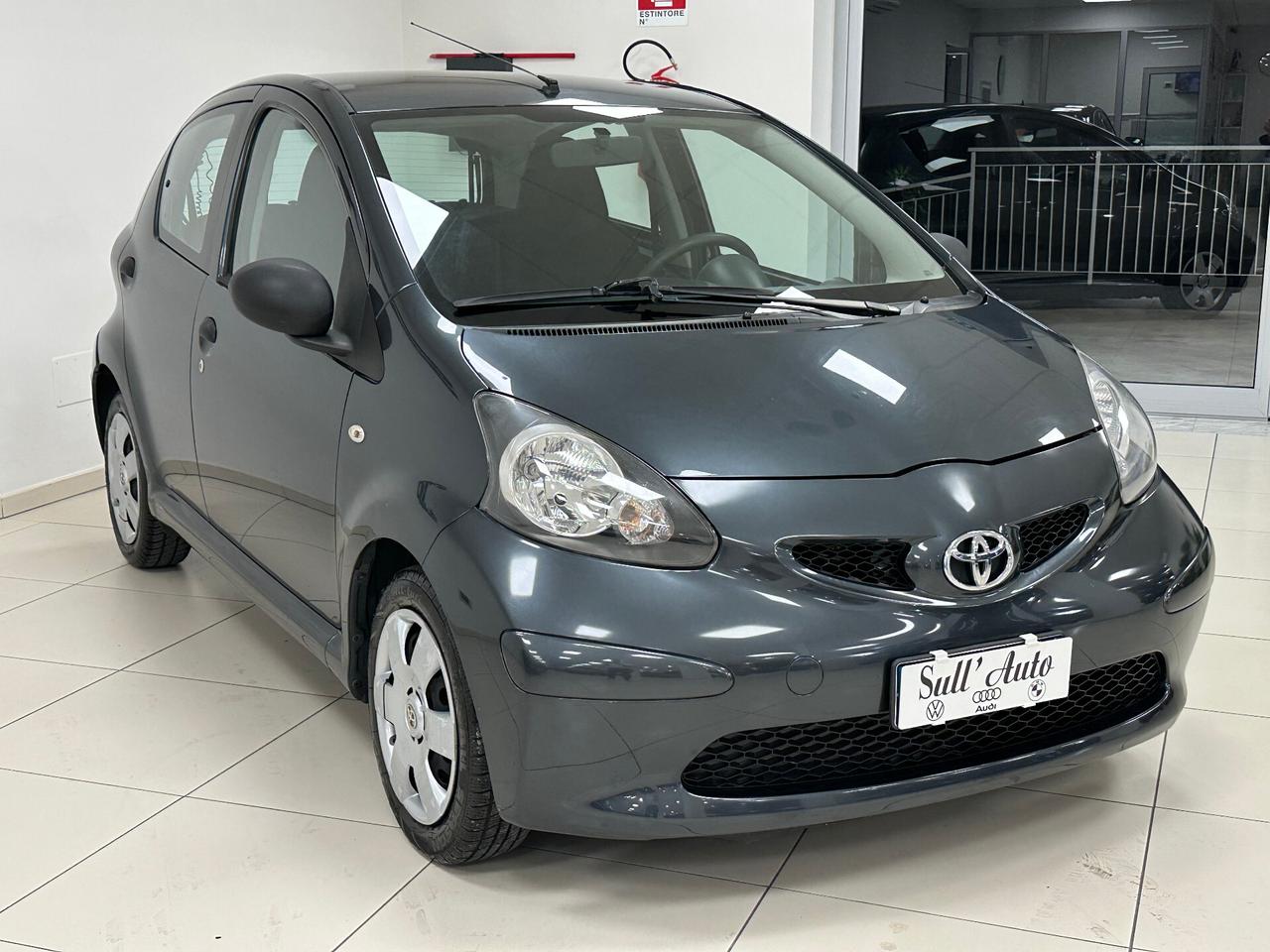 Toyota Aygo X 1.0 VVT-i 72 CV 5 porte Lounge 2009