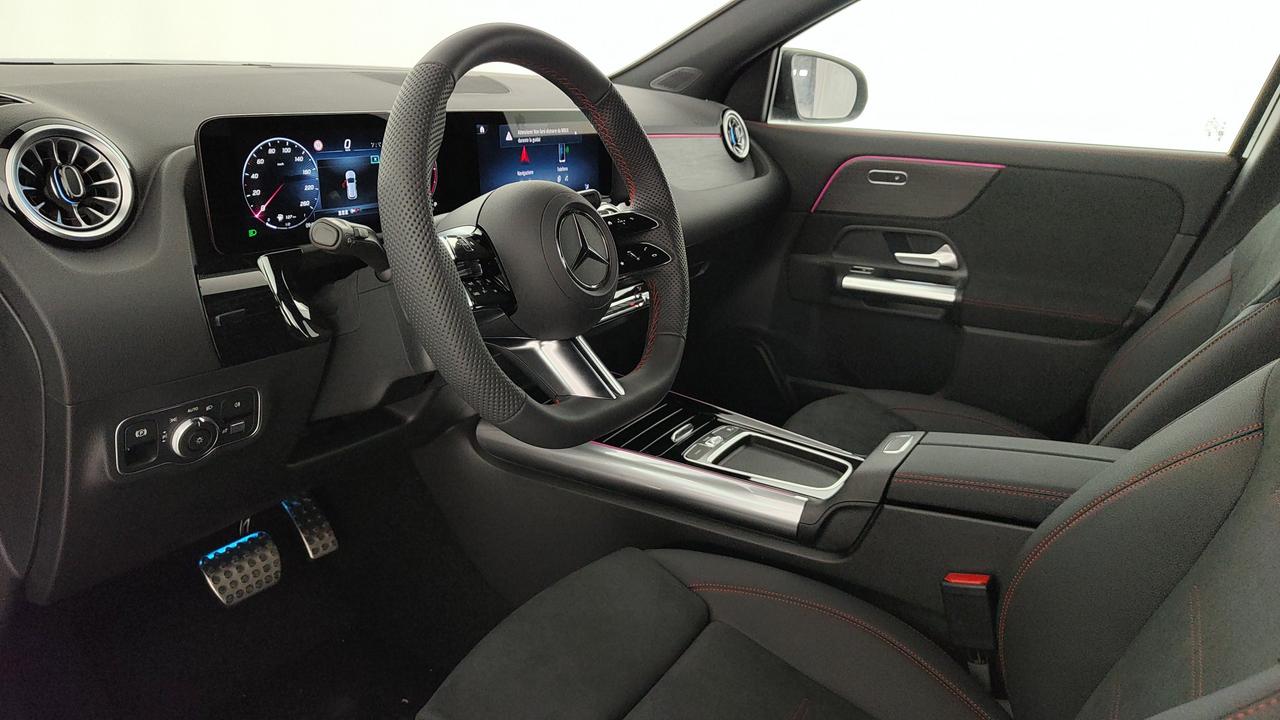 Mercedes-Benz GLA 180 d Automatic