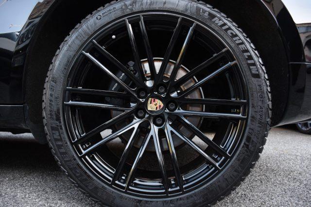 PORSCHE Macan 2.0 *SPORT DESIGN*CHRONO*TETTO*21"*PASM*LED*CAM*