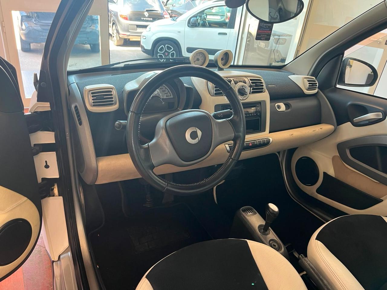 Smart ForTwo 1000 52 kW MHD coupé passion