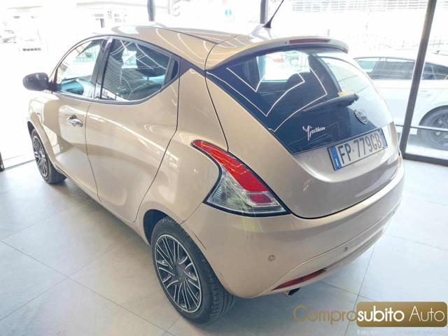 LANCIA Ypsilon 1.2 69 CV (Garanzia 12 Mesi) Neopatentati ?
