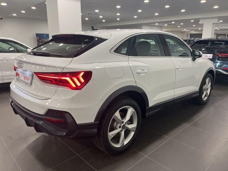 Audi Q3 Audi Sportback Business Plus 45 TFSI e 180(245) kW(CV) S tronic