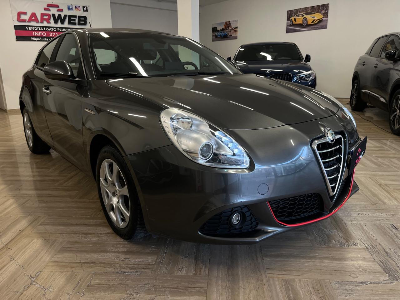 ALFA ROMEO Giulietta 1.6 JTDM2 DISTINCTIVE NAVY 2012