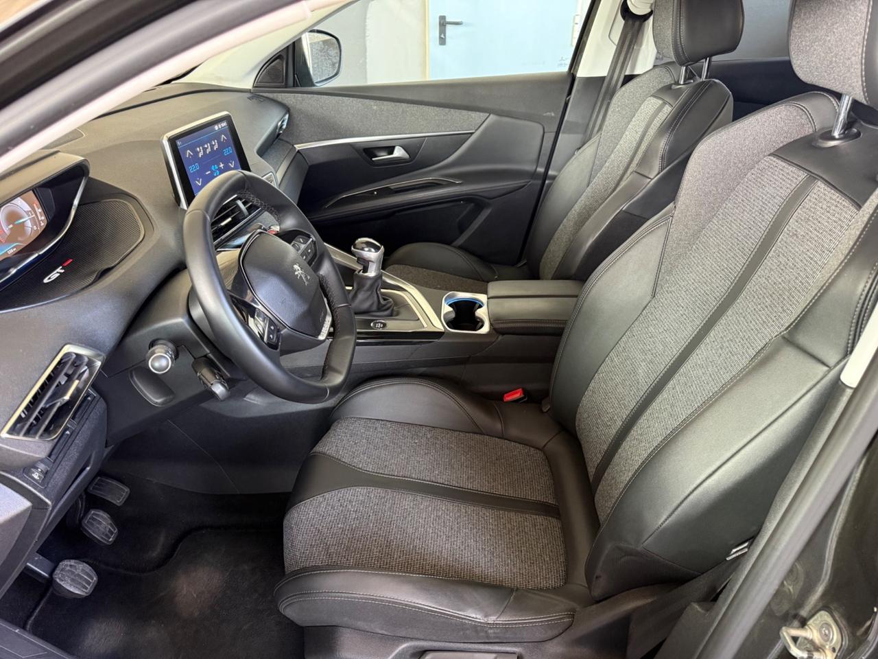 Peugeot 3008 BlueHDi 130 S&S Allure