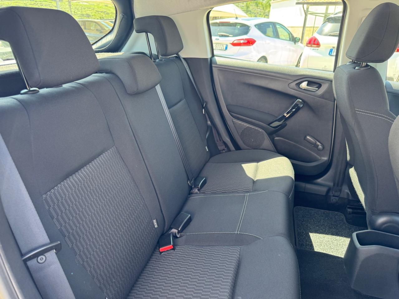 Peugeot 208 1.2 82 cv 5 porte Allure