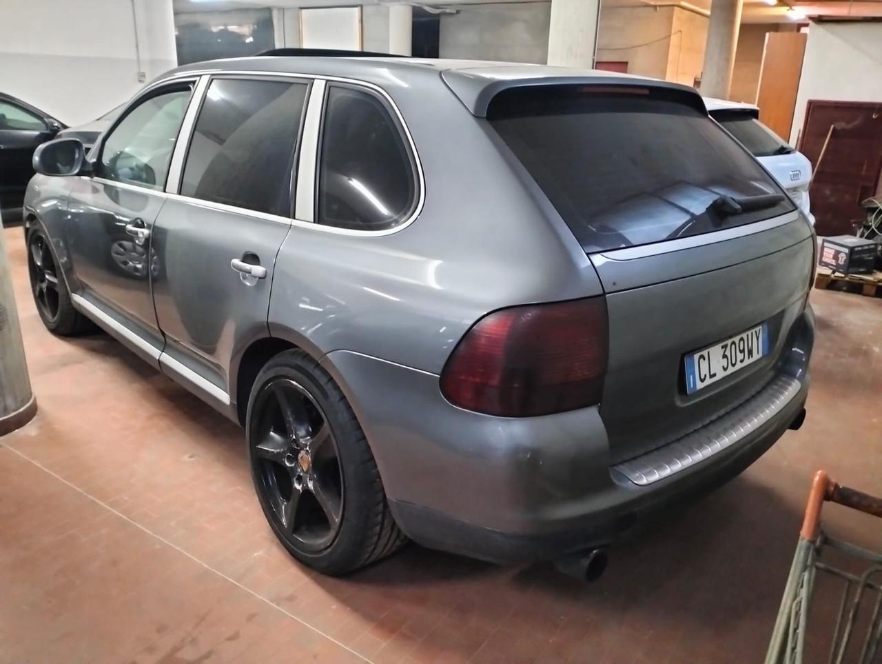 Porsche Cayenne 4.5 cat S