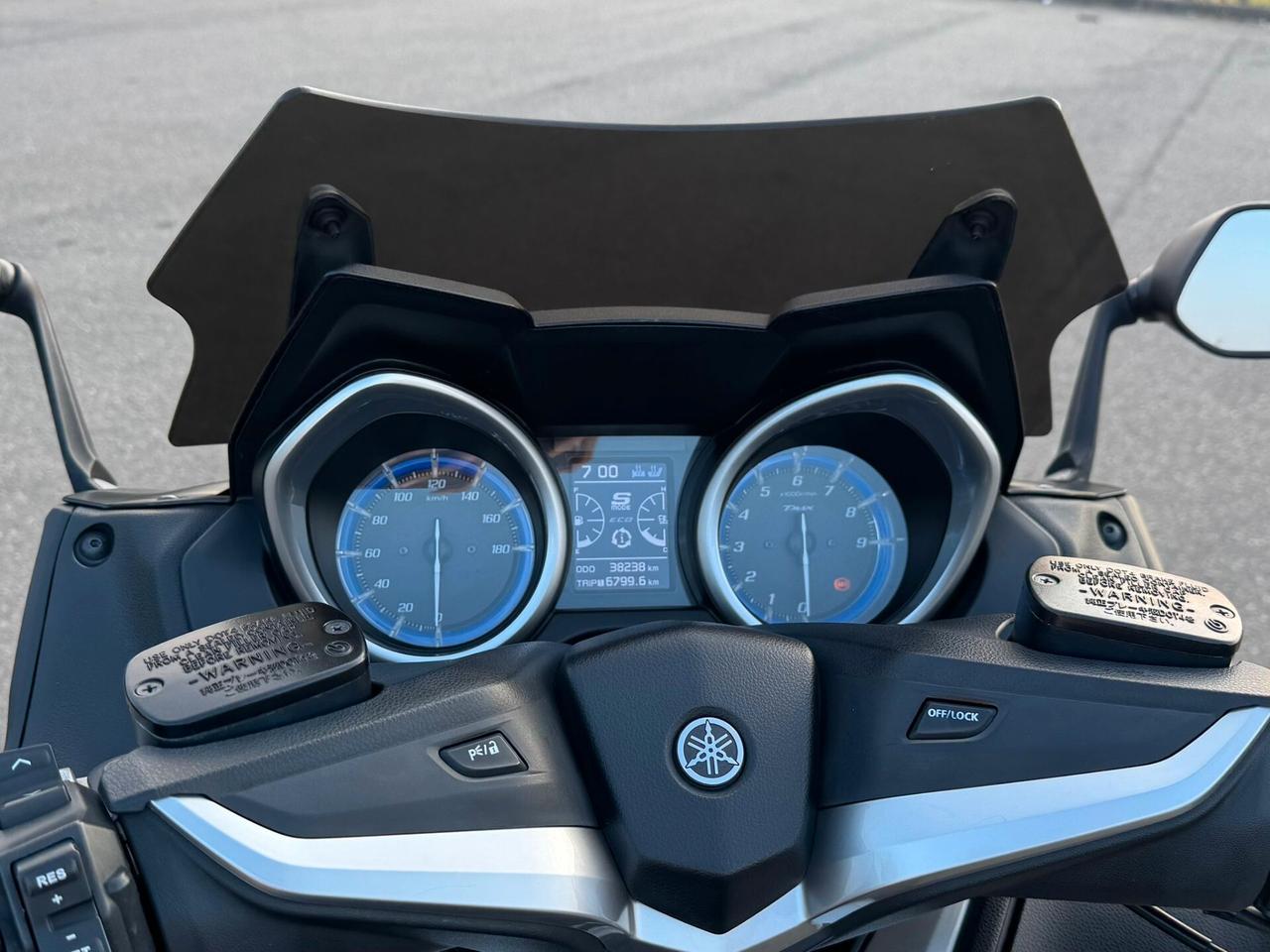 Yamaha TMAX 530 DX