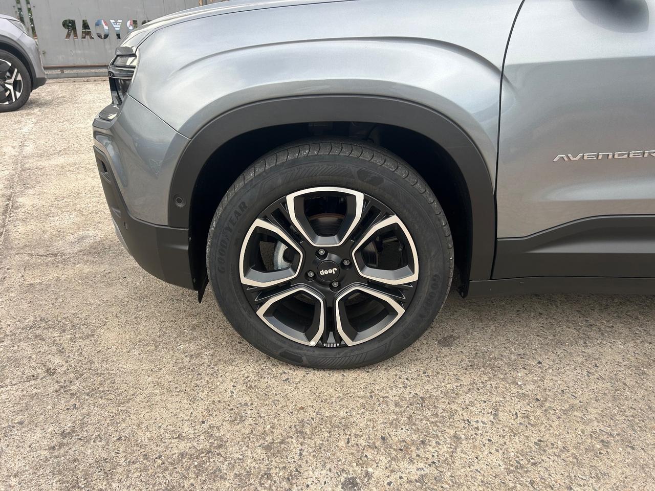 Jeep Avenger 1.2 Turbo 100 CV Summit