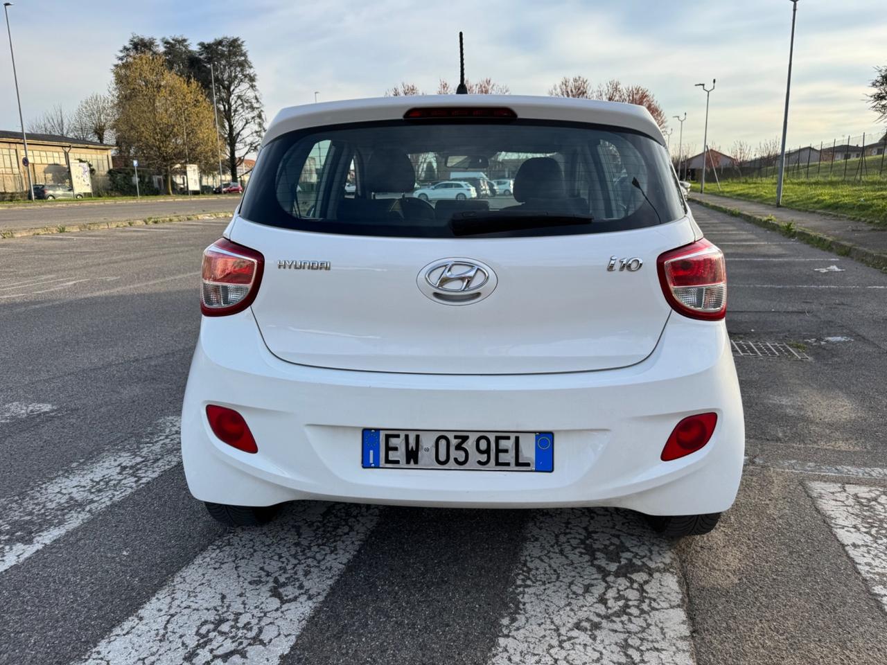 Hyundai i10 manutenzione completa idonea ai neopatentati