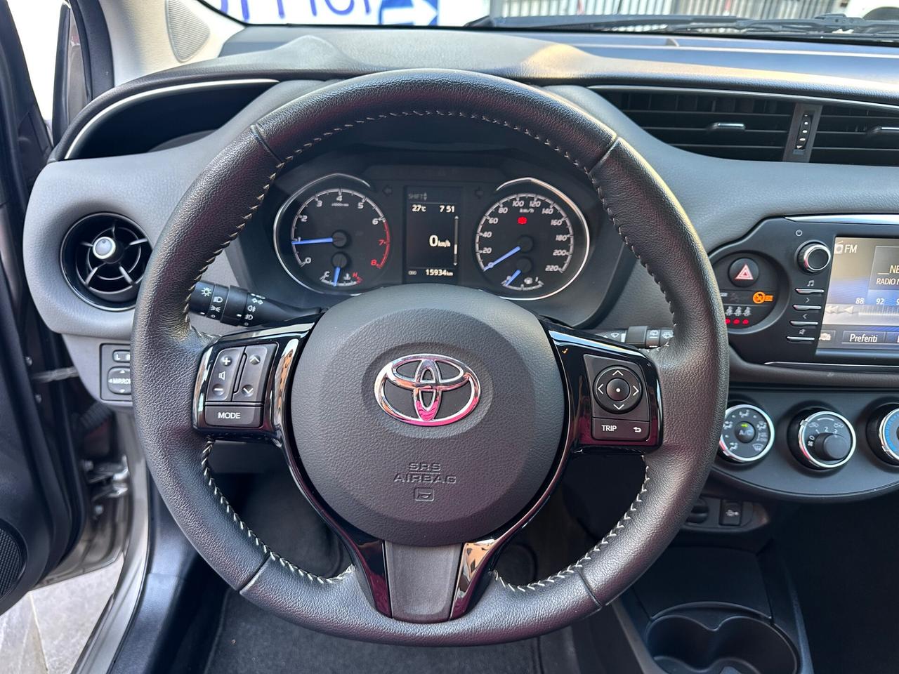 Toyota Yaris 1.5 5 porte Active