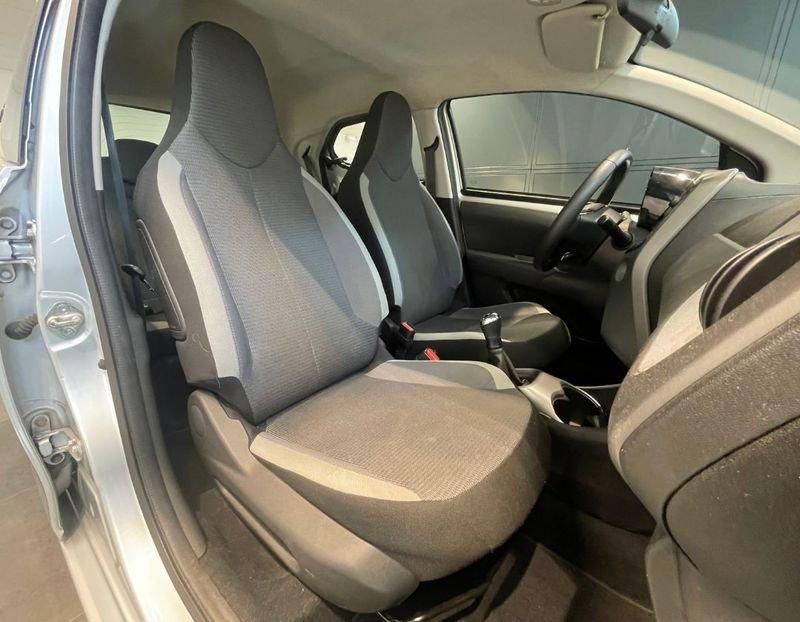 Toyota Aygo Connect 1.0 VVT-i 72 CV 5 porte x-play