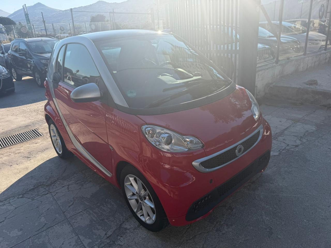 Smart ForTwo 1000 52 kW MHD coupé passion