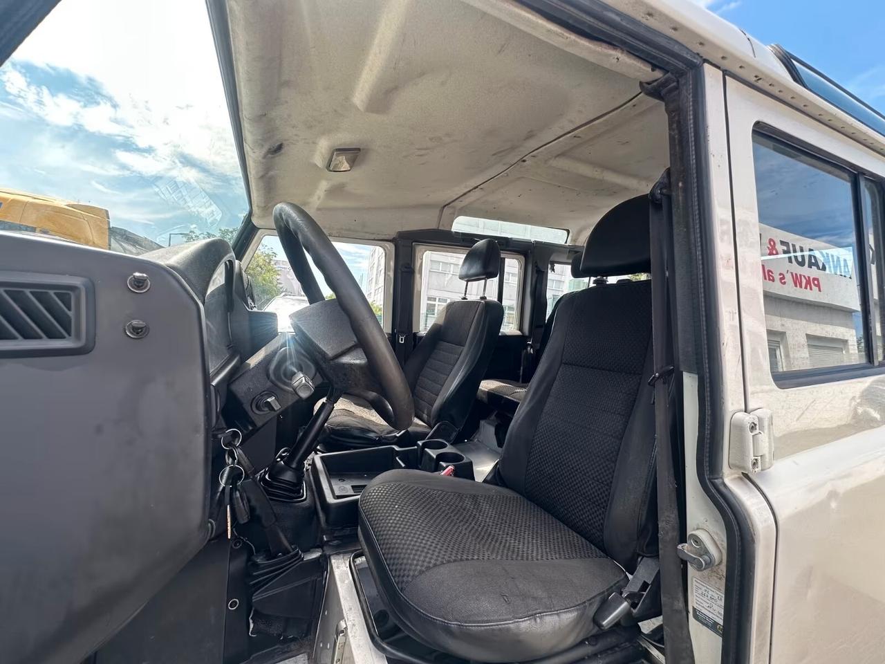 Land Rover Defender 110 Station Wagon CLIMA 7 POSTI