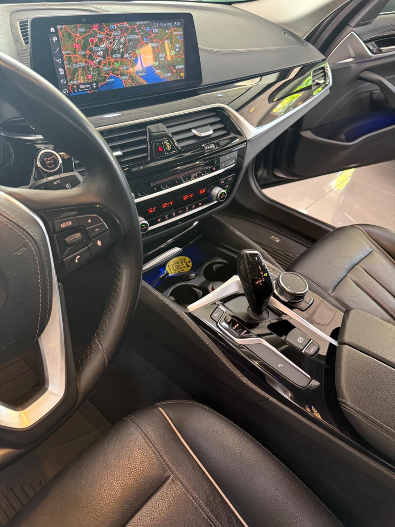 Bmw 520 Touring 520d Luxury auto