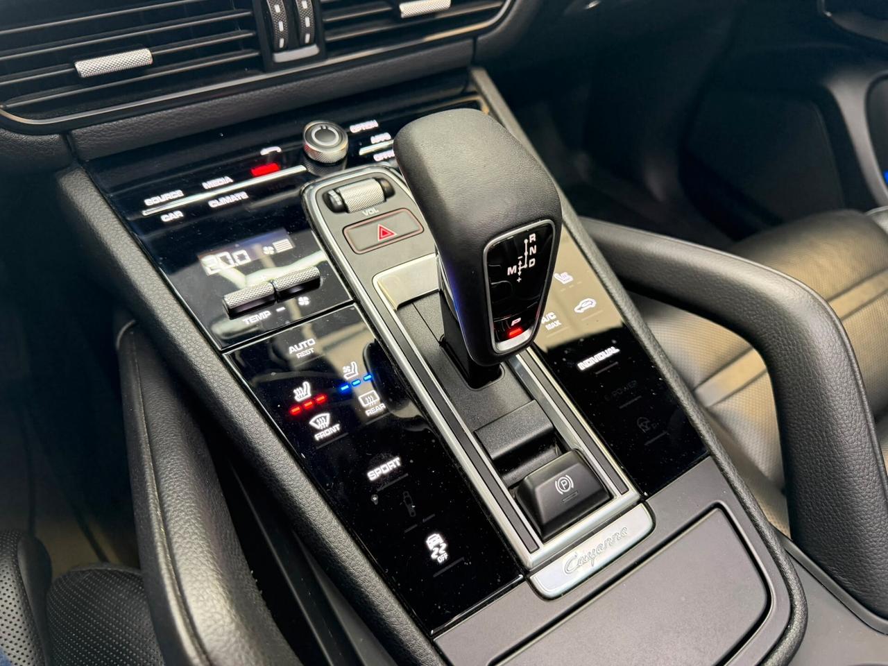 Porsche Cayenne 3.0 V6