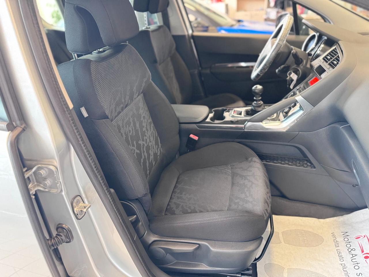 Peugeot 3008 1.6 HDi 112CV Tecno