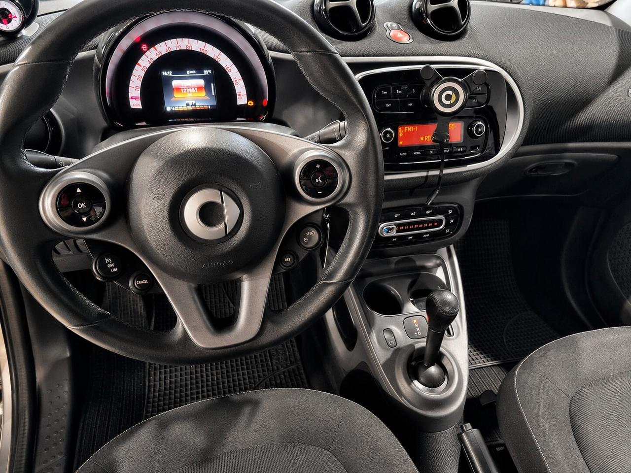 Smart ForTwo 71CV 1.0 Youngster