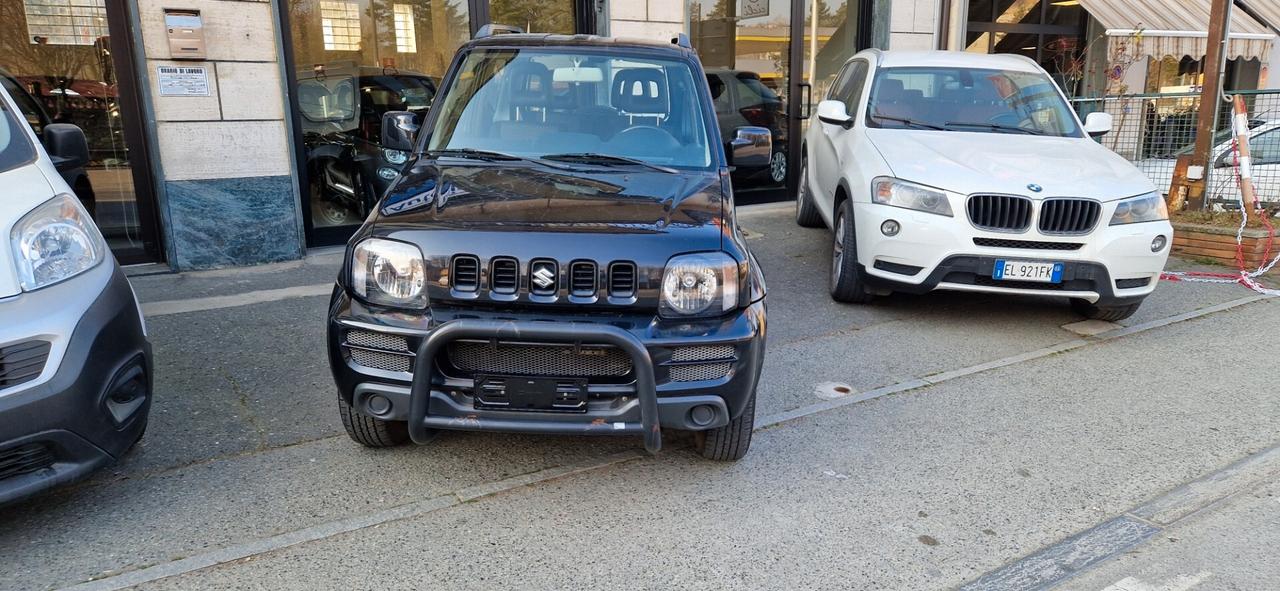 Suzuki Jimny 1.3i 16V cat 4WD JLX